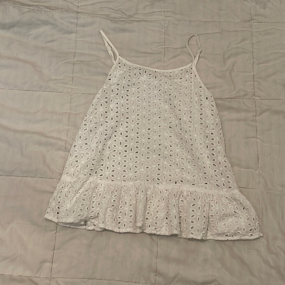 Cute white sleeveless Zorket top